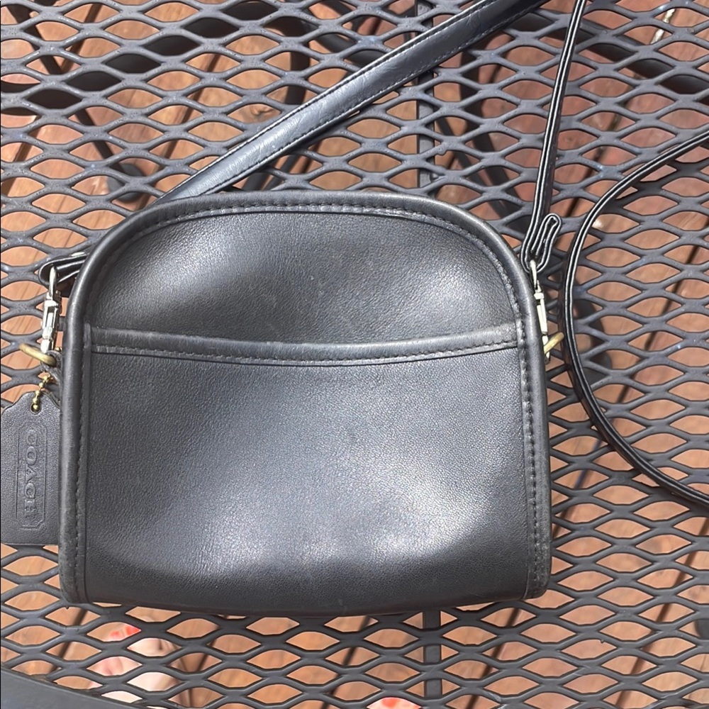 Vintage Coach - small leather bag